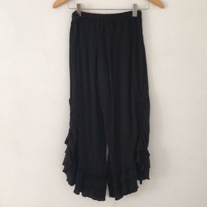 Black Linen Cropped Pants